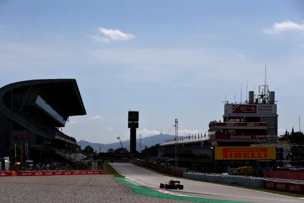 barcelona red bulljpg