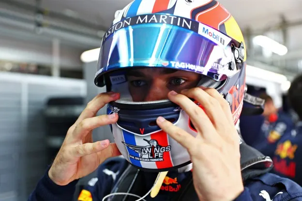 Gasly helm Frankrijkjpg
