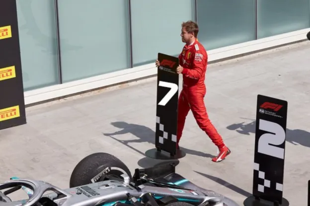 Social media Vettelpng