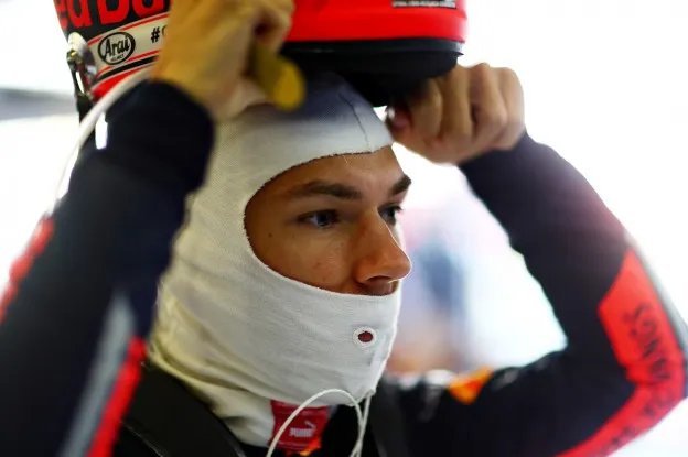 Gasly helm opjpg