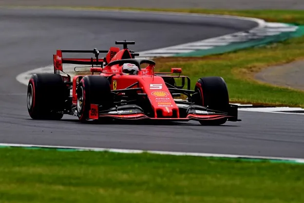 Sebastian Vettel gp groot brittannie ferrari binotto gelukkigjpg