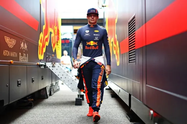verstappen redbullracing2jpg
