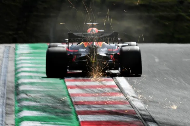 Verstappen actie kwalificatie Hongarije 2019jpg