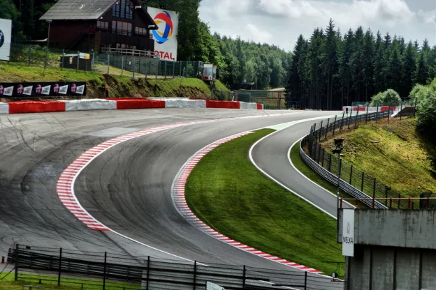 Eau rouge Radillion