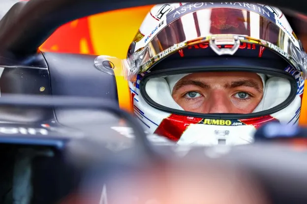 Verstappen close Singapore 2019jpg