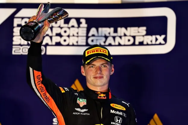 Verstappen podium Singapore 2019jpg