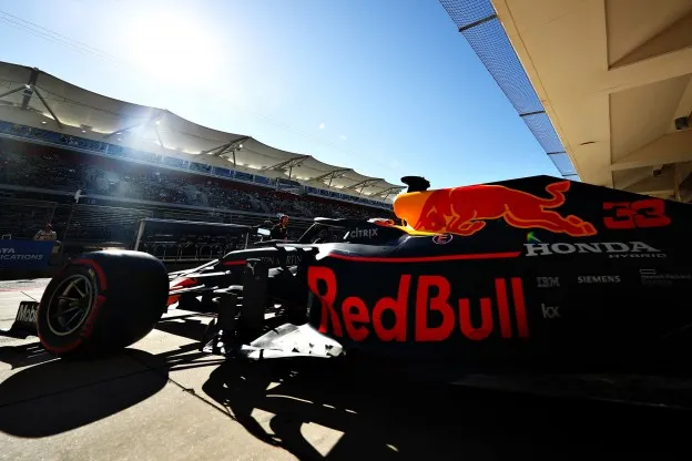 Verstappen uitrijden pitbox Amerika 2019jpg