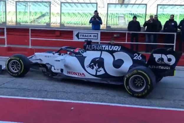 AlphaTauri rijdenjpg