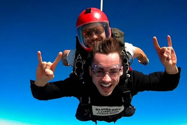 Leclerc parachutepng