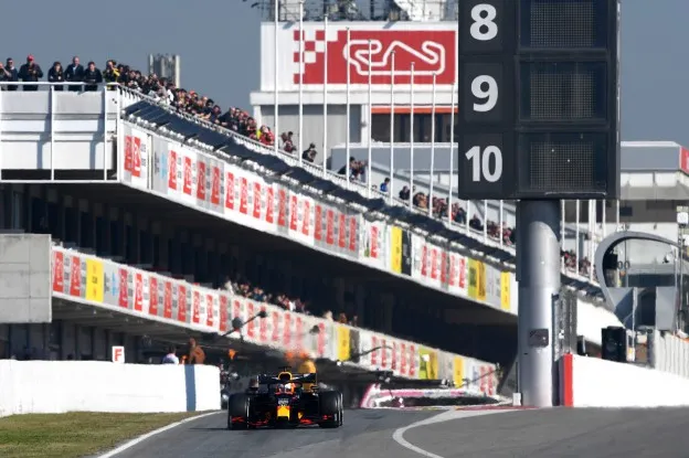 Verstappen pitexit Barcelona 2020jpg