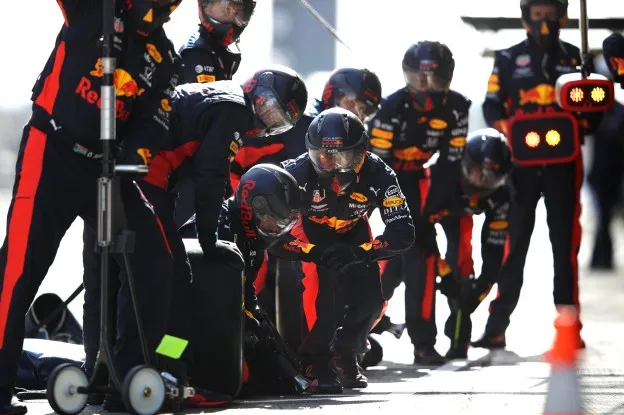 Red Bull monteurs pitstopjpg