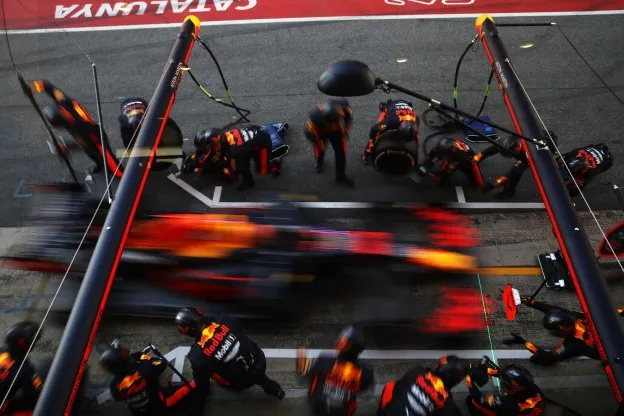 Red Bull pitstop bovenkantjpg