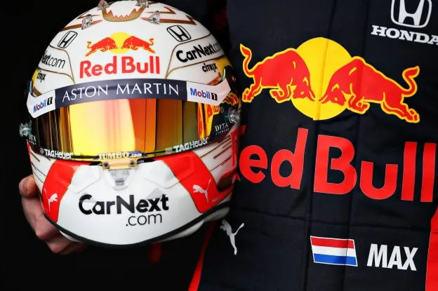 Verstappen helmjpg
