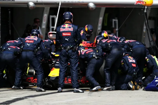 Red Bull Racing pitstopjpg