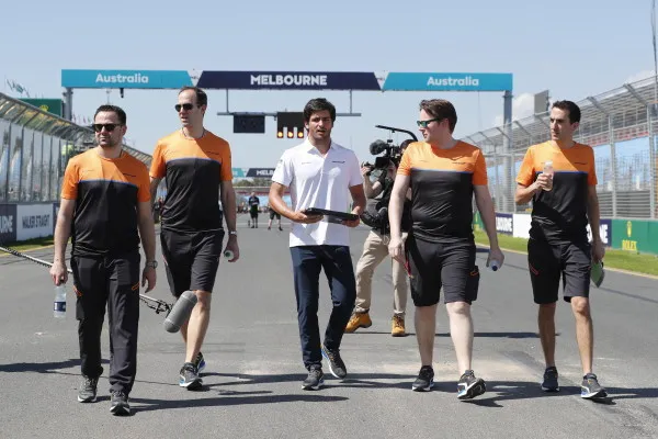 Carlos Sainz McLaren teamJPG