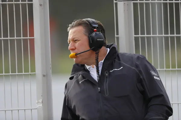 McLaren Zak BrownJPG