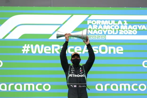 Hamilton Podium winst Mercedesjpg