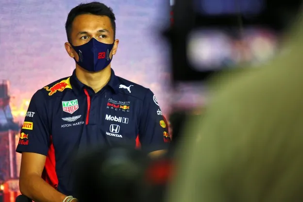 Alexander albon barcelonajpg