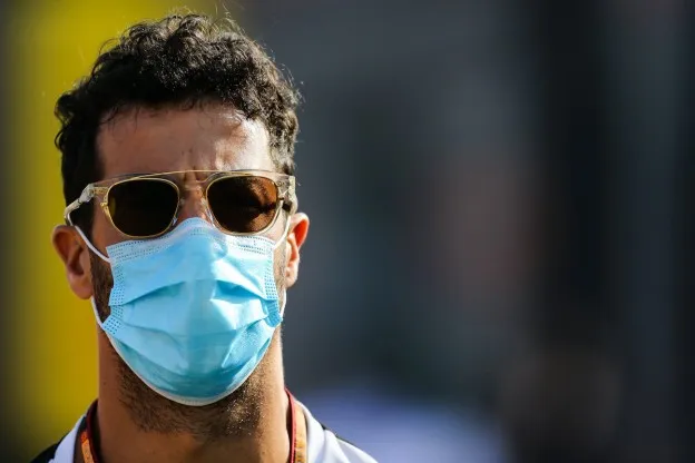 ricciardo mondkapje 2020jpeg