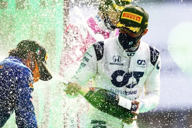 gasly podium gp italiejpg