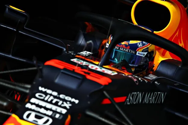 Albon close auto Rusland 2020jpg