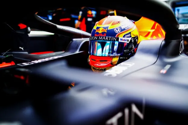 Albon in auto Portugal 2020jpg