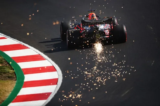 Verstappen sparks Portugal 2020jpg