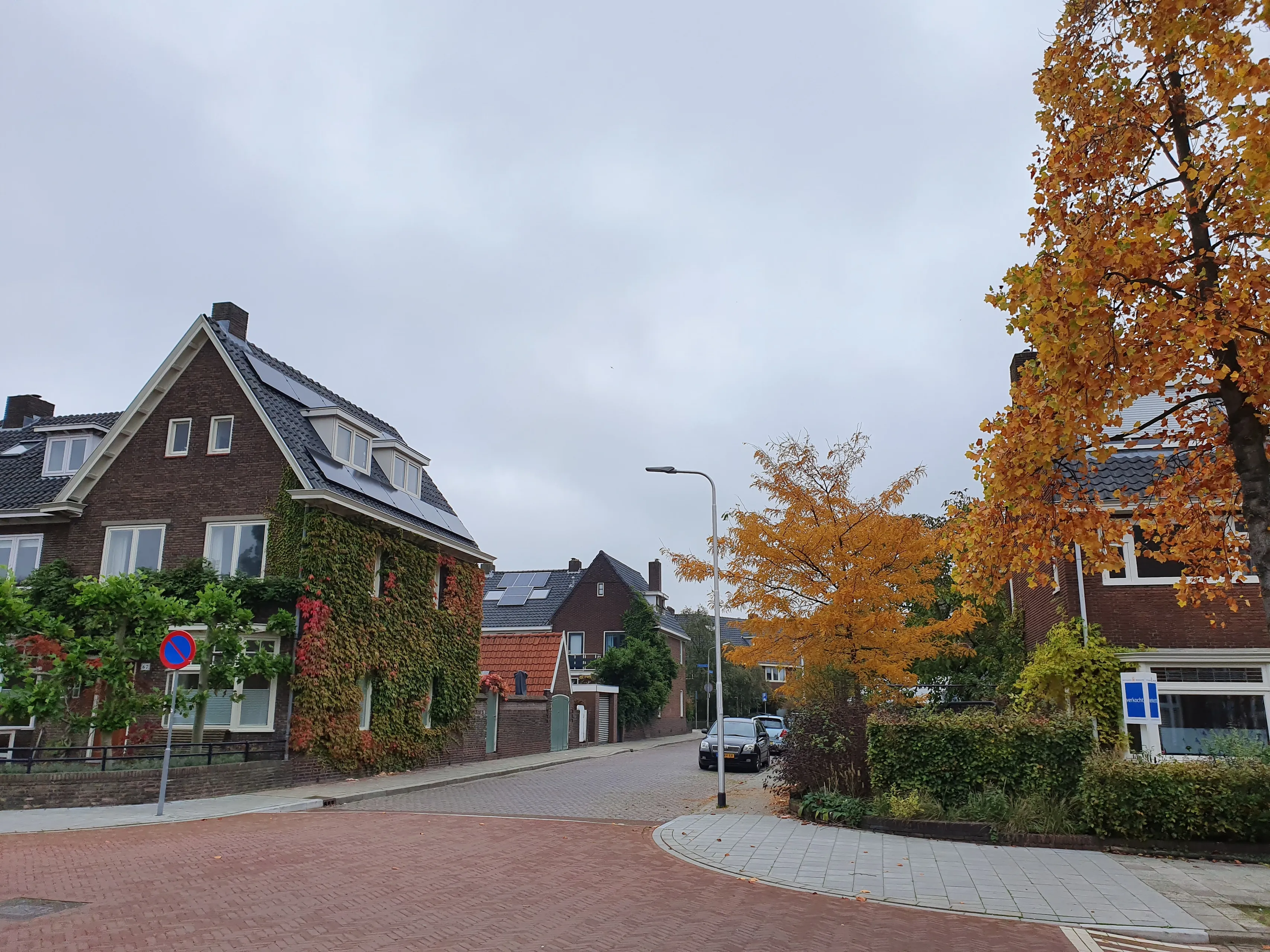 hamid bagheri crf3uyjbama unsplash