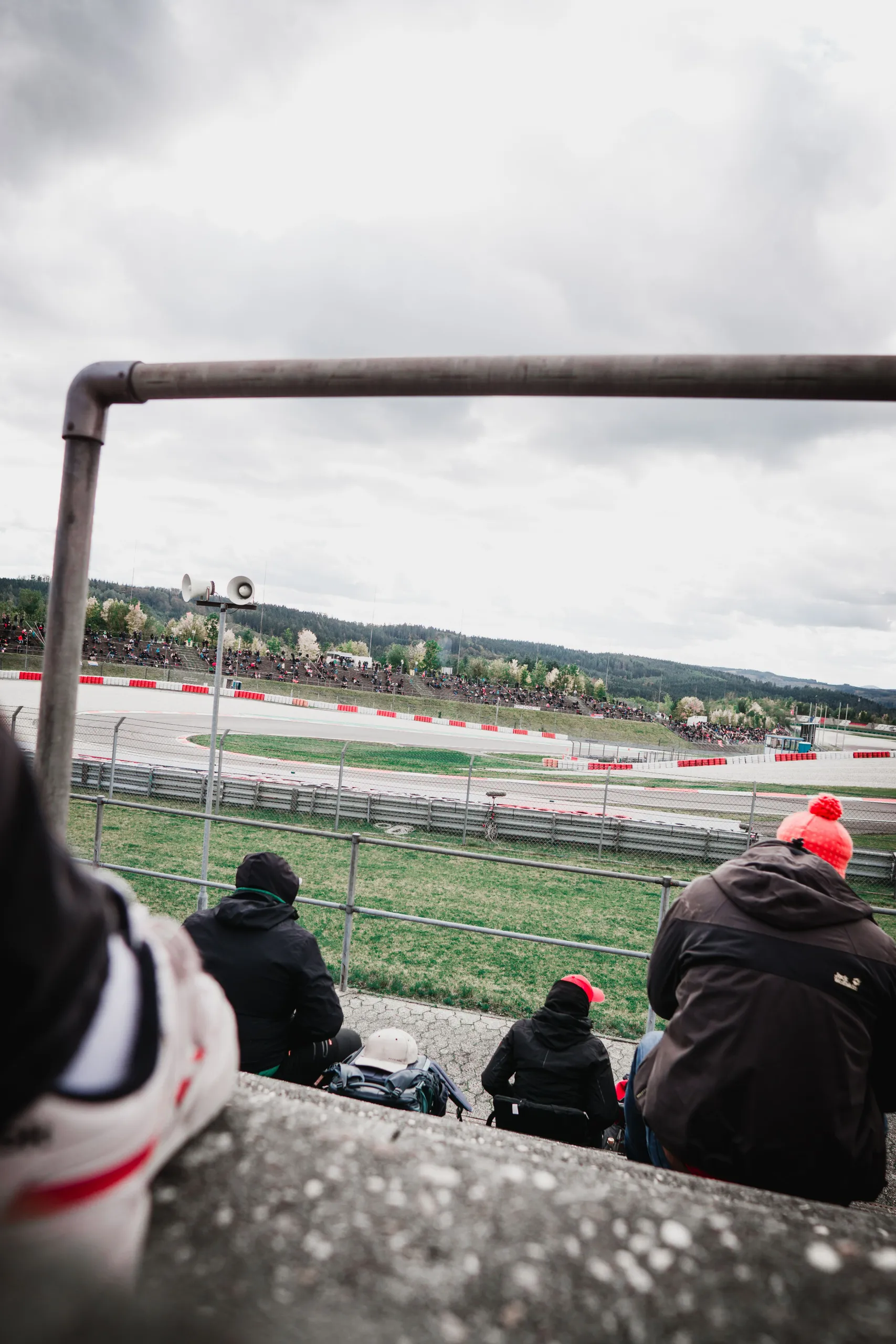 niklas du sdefp32co a unsplash