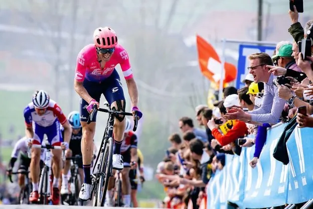 125222_3920494352777d322598eb281619e402