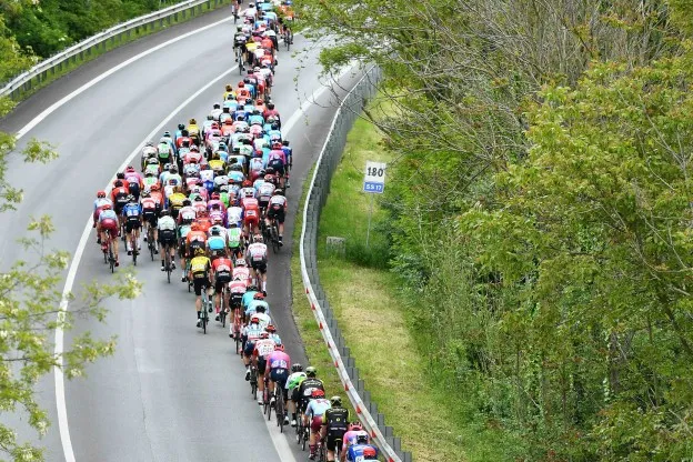 Sirotti Peloton2jpg