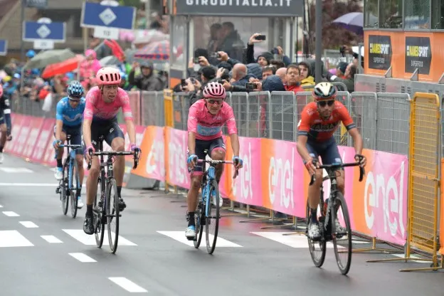 Sirotti Carthy Nibali Carapazjpg