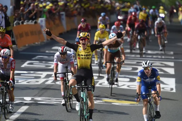 Sirotti Van Aert Vivianijpg