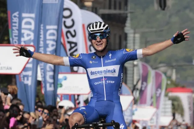 Sirotti Remco Evenepoel juichenjpg