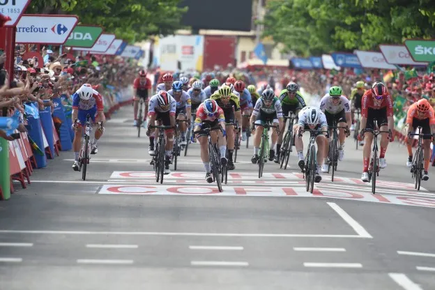 Vuelta etappe 4 Jakobsen Sirottijpg