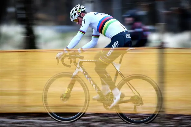 Proshots Van der Poel 2jpg