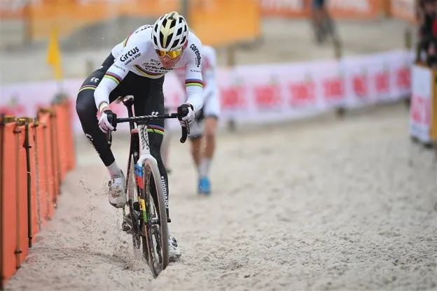 Proshots Van der Poel 1jpg