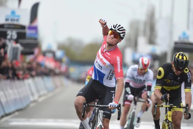 5 Mathieu van der Poel Dwars door Vlaanderen 2019jpg