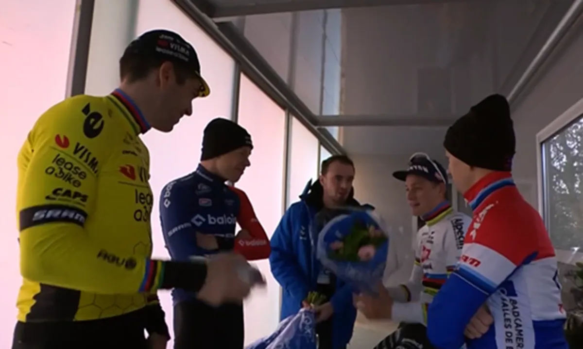 ronhaar-van-aert-van-der-poel-6593bd045a919