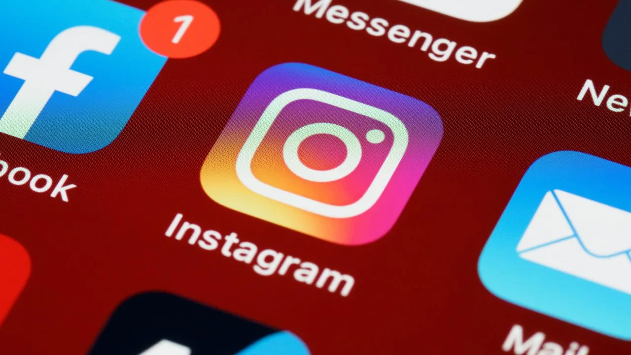instagram apps smartphonef1699626572