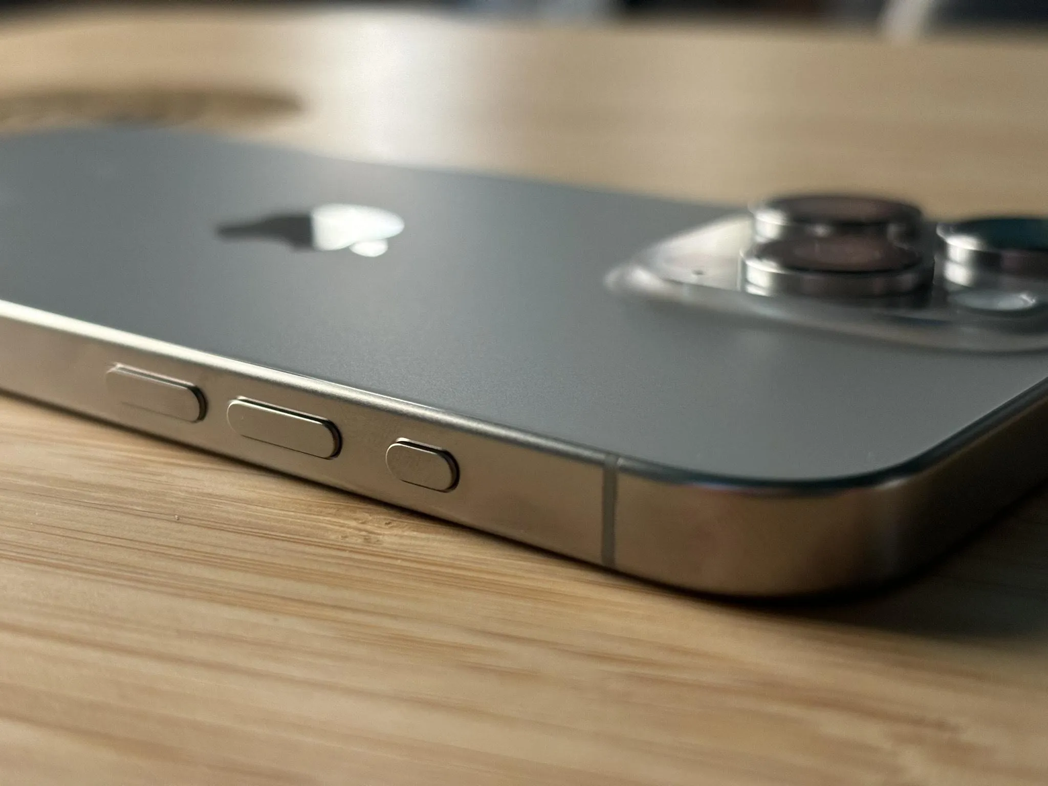 iphone 15 pro max 1f1696190945