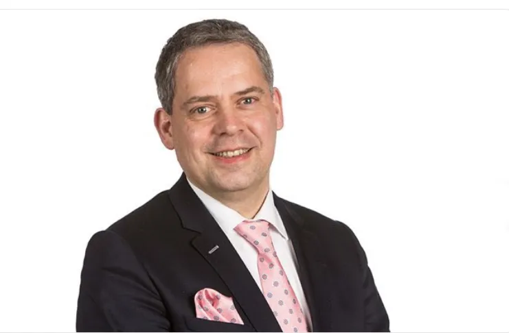 dennis straat