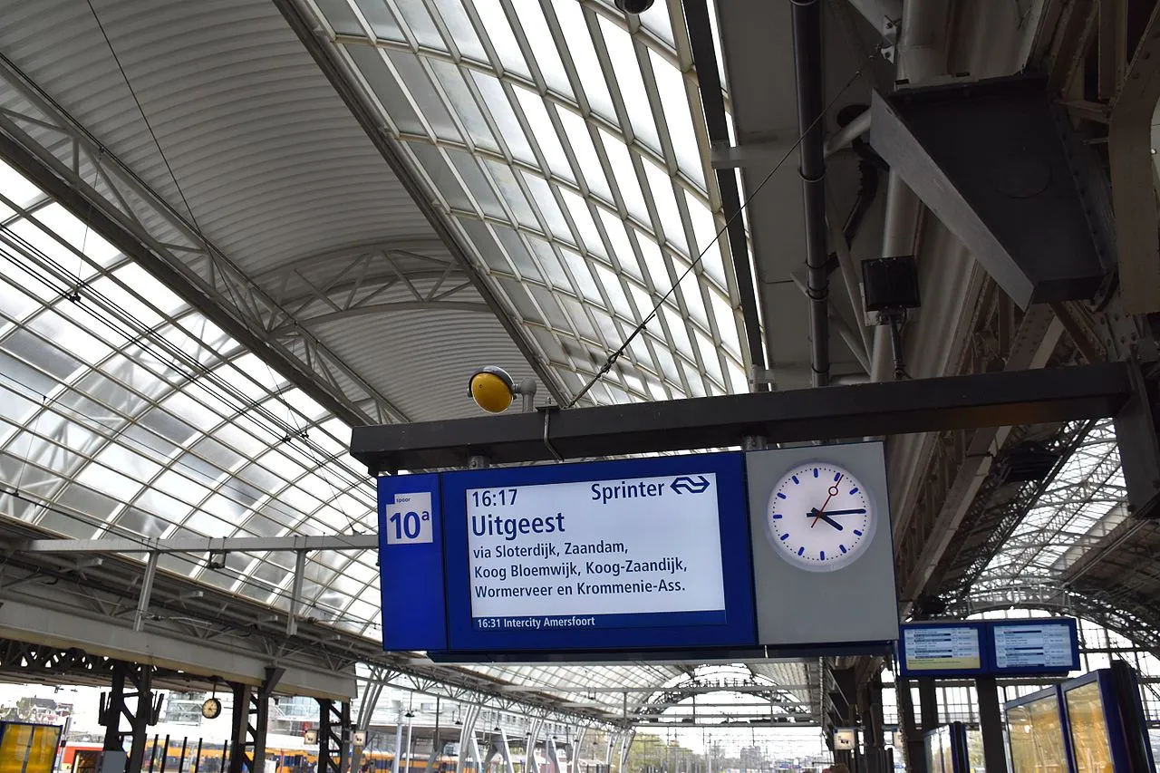 information board of track 10a at amsterdam central station