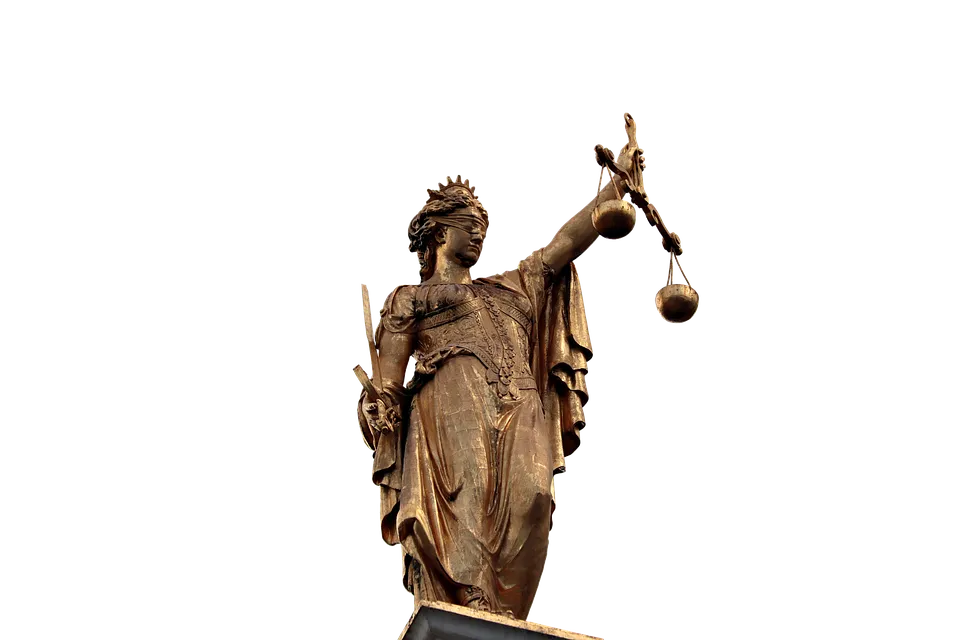 justitia 2638601 960 720