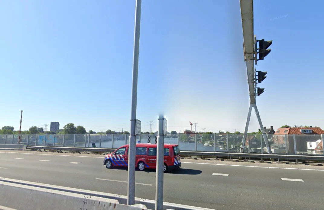 screenshot 20240412 102304