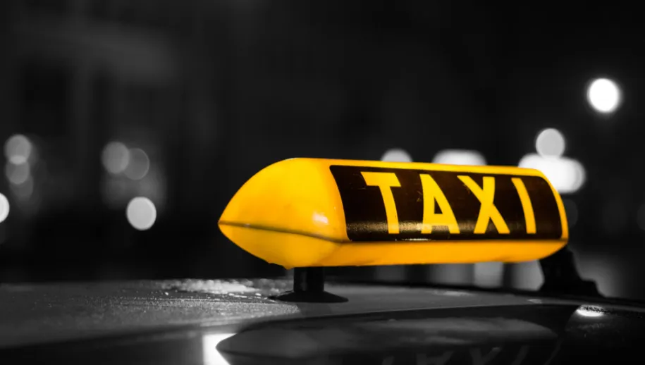 taxi 915x518 1