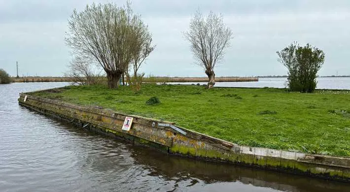 006565_pannekoekafsluiting-bord_verboden_af_te_meren_en_verzakking-20260414