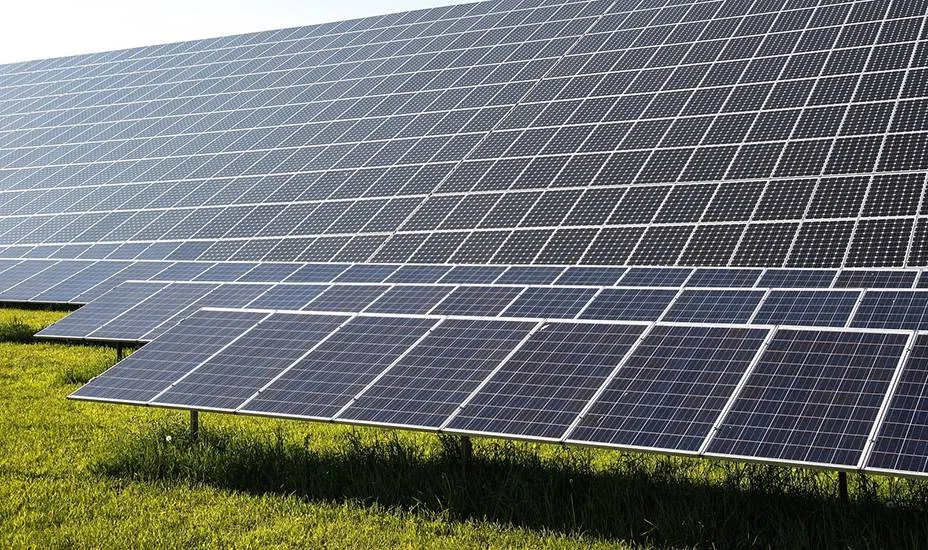 Projectbesluit zonnepanelen langs Noord Hollandse snelwegen opnieuw ter inzage
