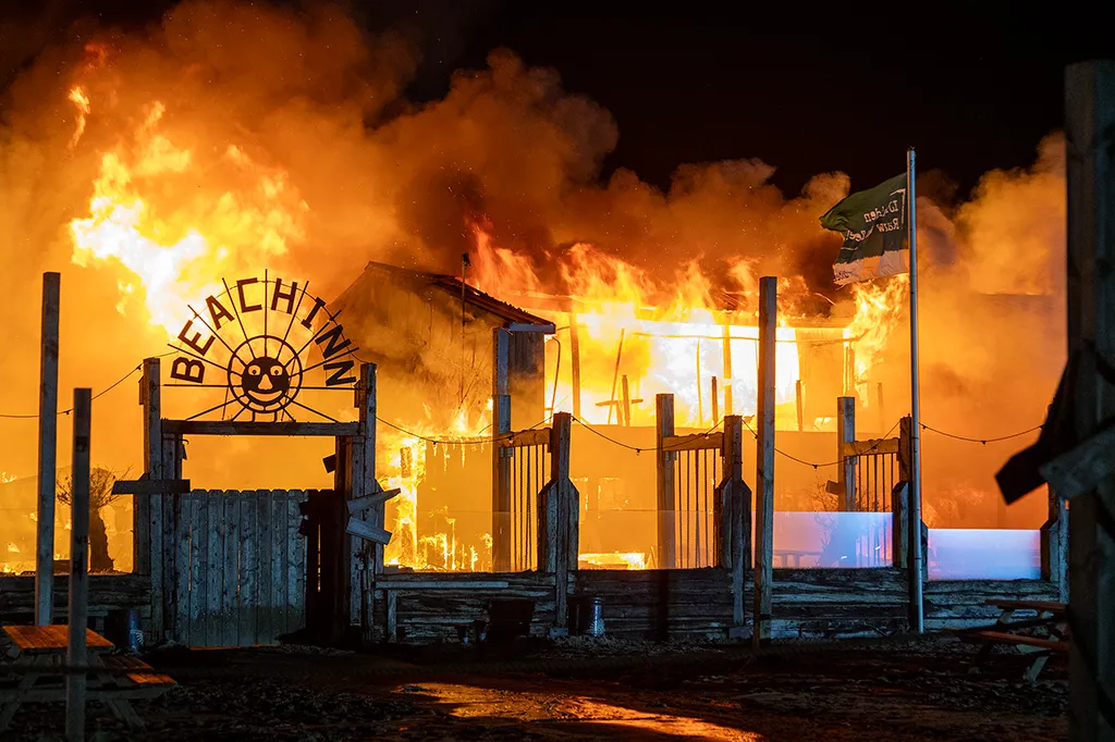 20231215 beach inn 10
