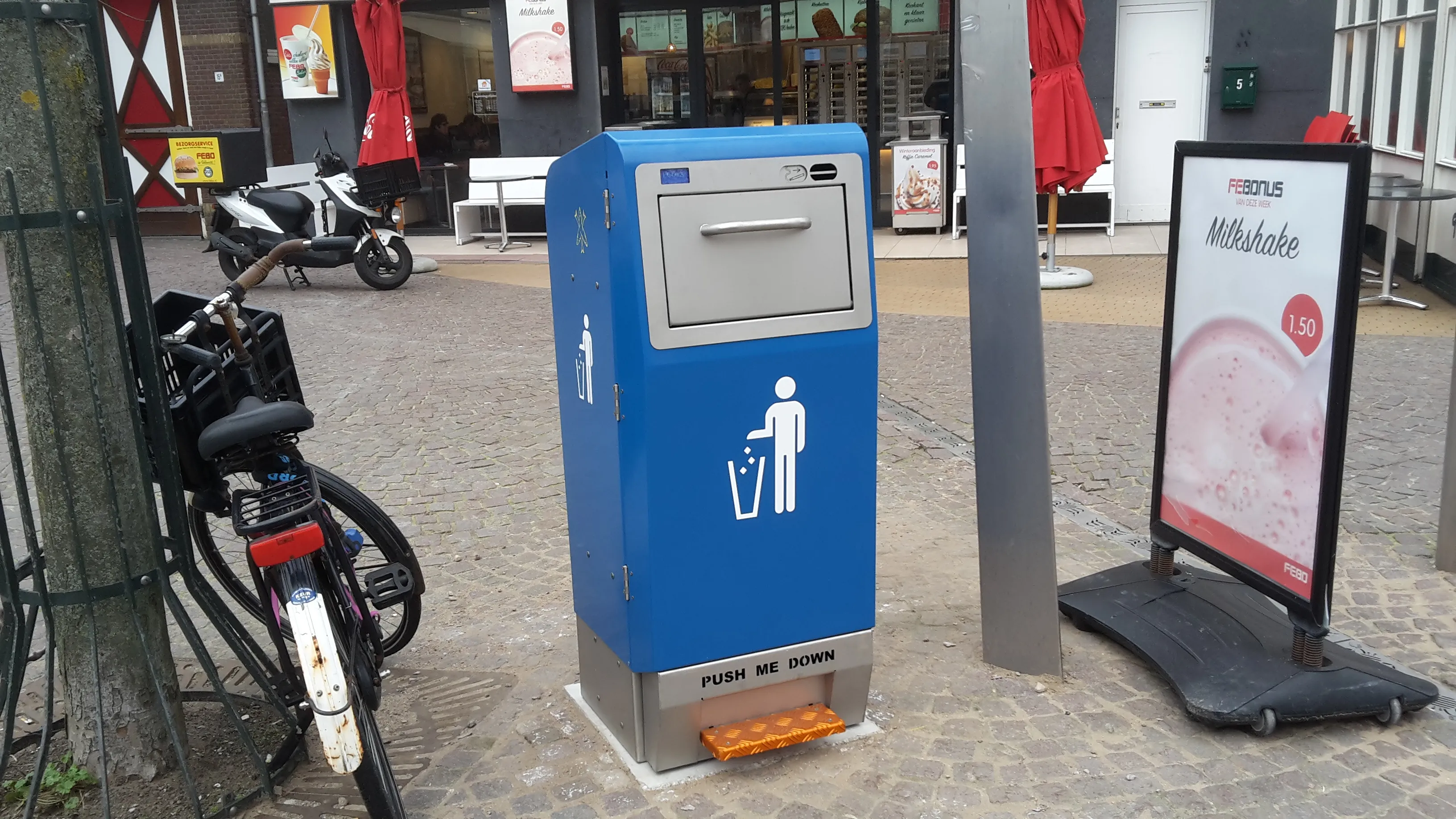 afvalbak kerkplein zandvoort jaap koper